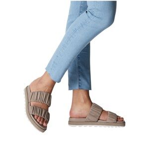 Sorel Roaming Two Strap Slide Sandals Omega Taupe Chalk